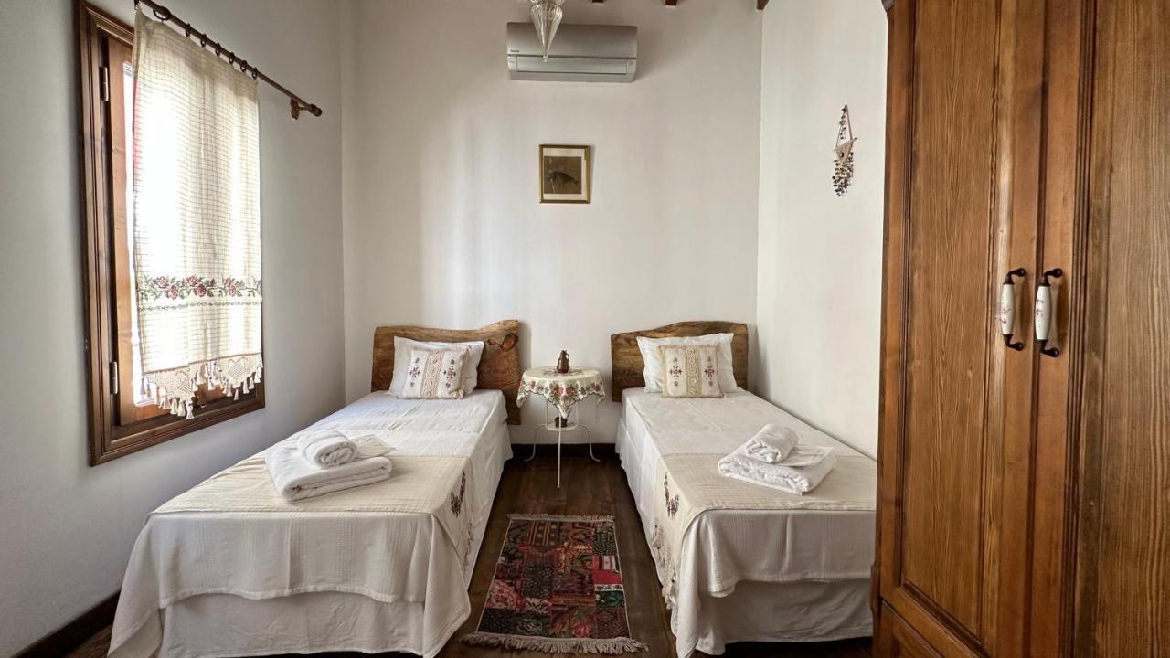Cunda Konak Nazimaki Ayvalı Exterior foto